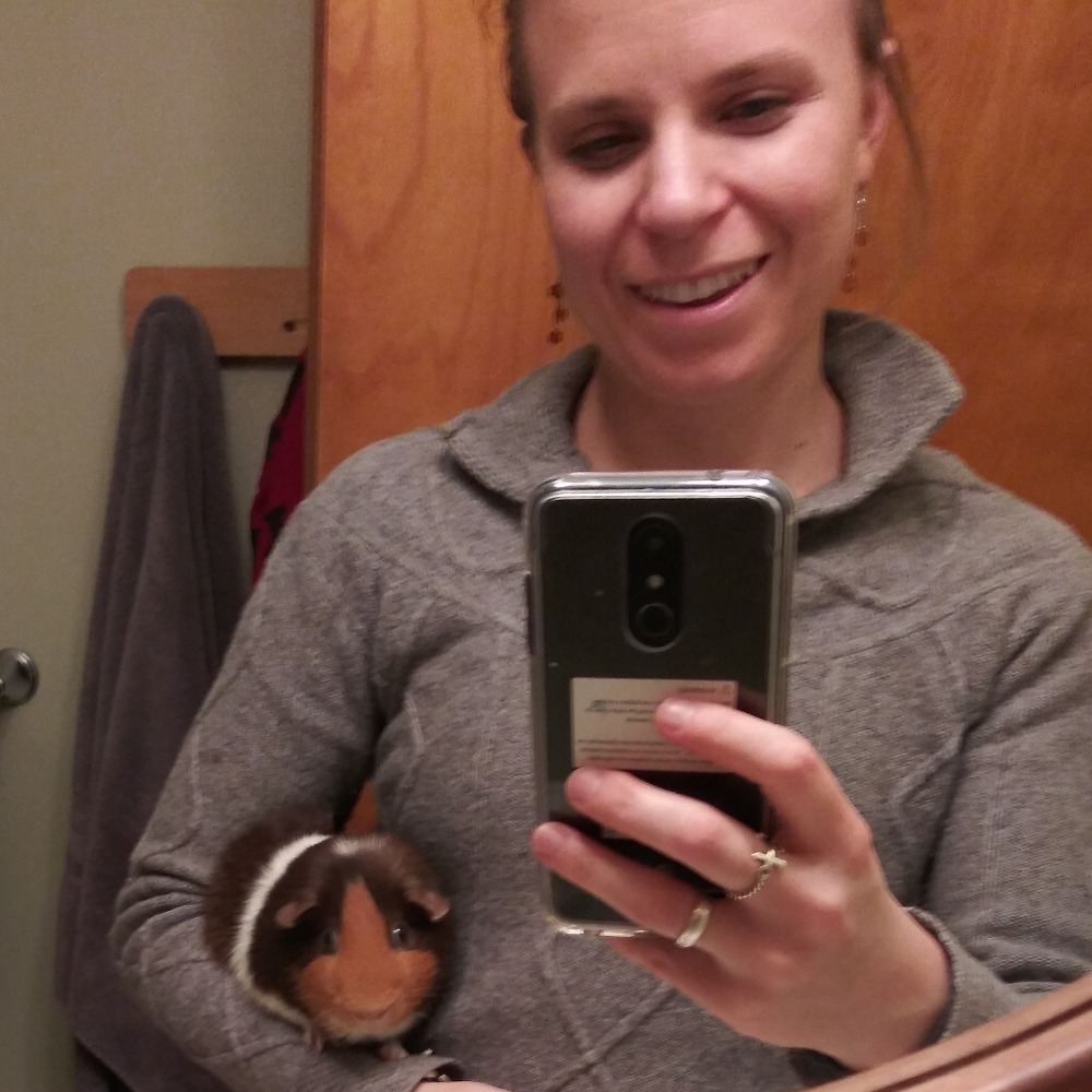 Meet your Posher, Danielle